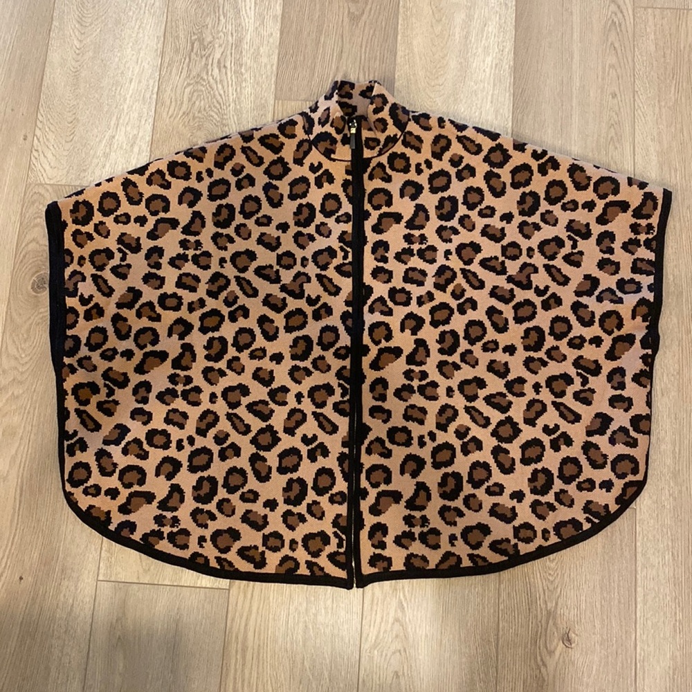 Tahari Leopard Print Poncho